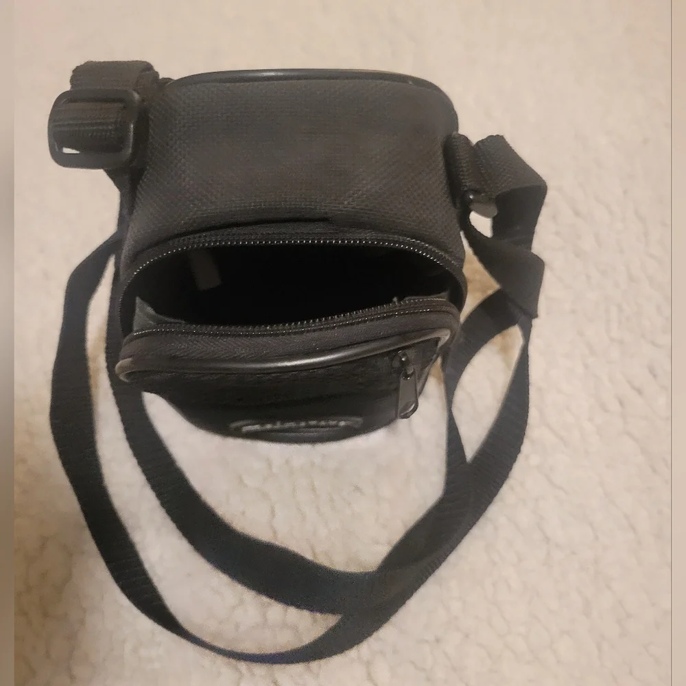 MAINSTAYS Camera Bag Black With Strap
